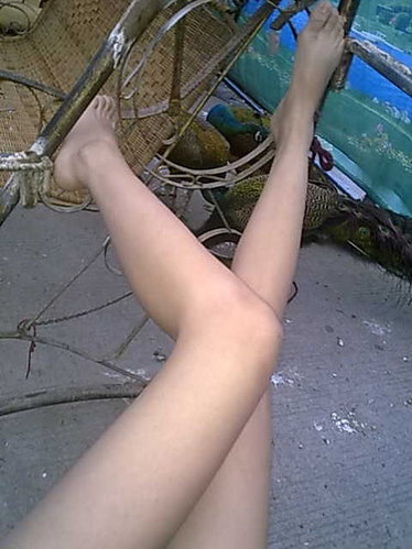 游戏MM秀性感酥胸黑丝美腿 美腿诱惑