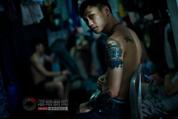 细看：夜店里那些魅惑众生的妖精们（图）