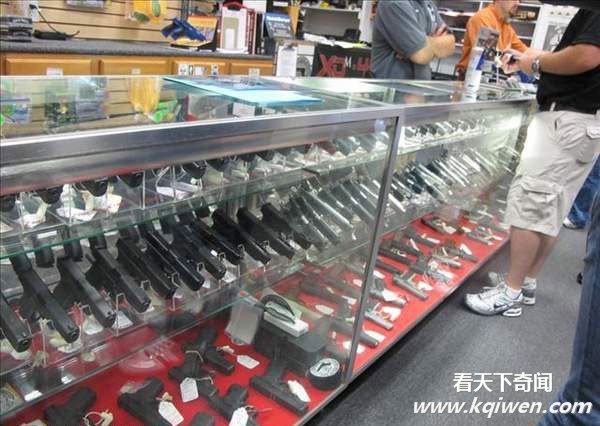 实拍让世界震惊的美国枪械超市 轻重武器俱全(组图52P)